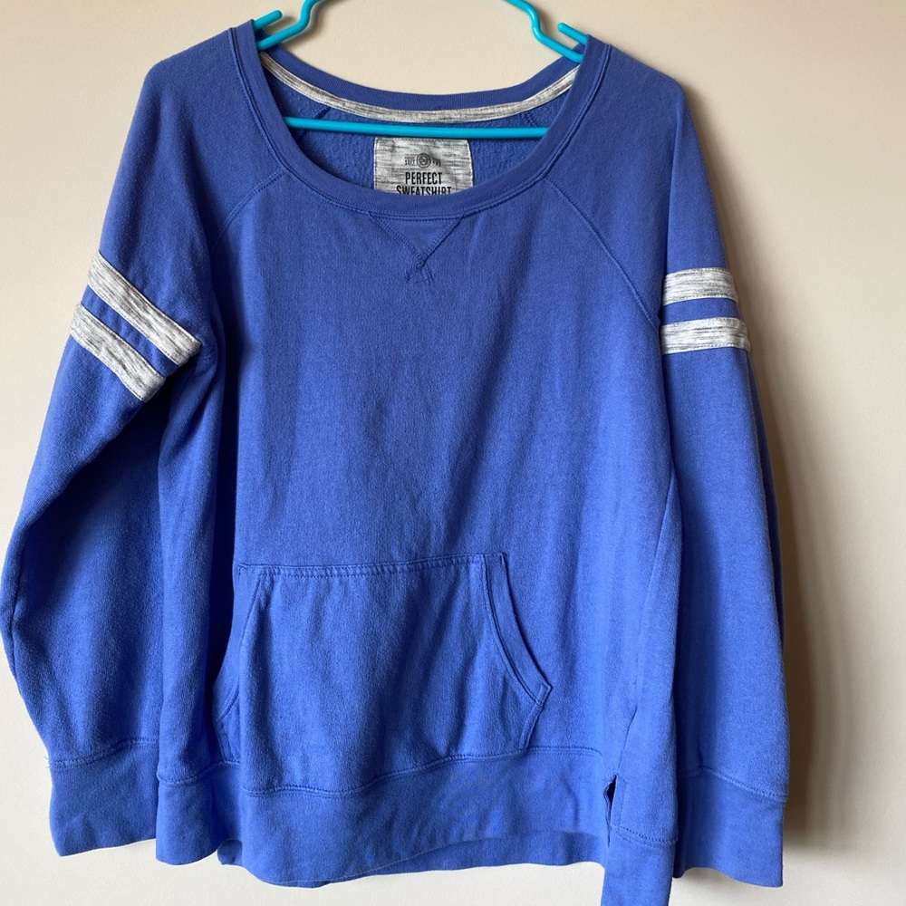 Periwinkle lounge sweatshirt